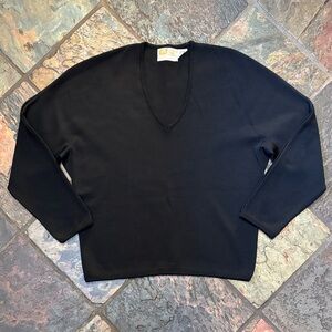 Pebble Beach Wool V-Neck Sweater